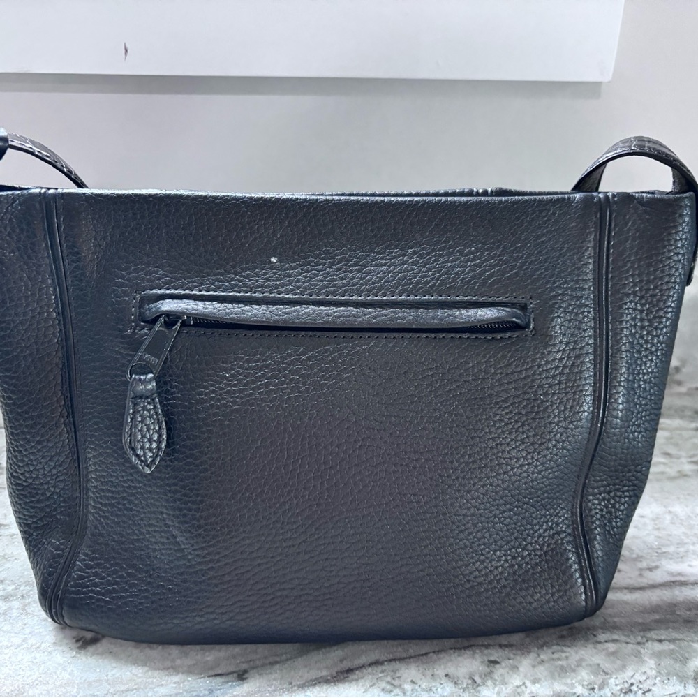 BRIGHTON Black Pebble
Leather Medallion Shoulder
Bag - Picture 10 of 10